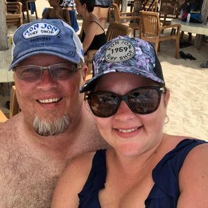 Meet your Posher, Holly